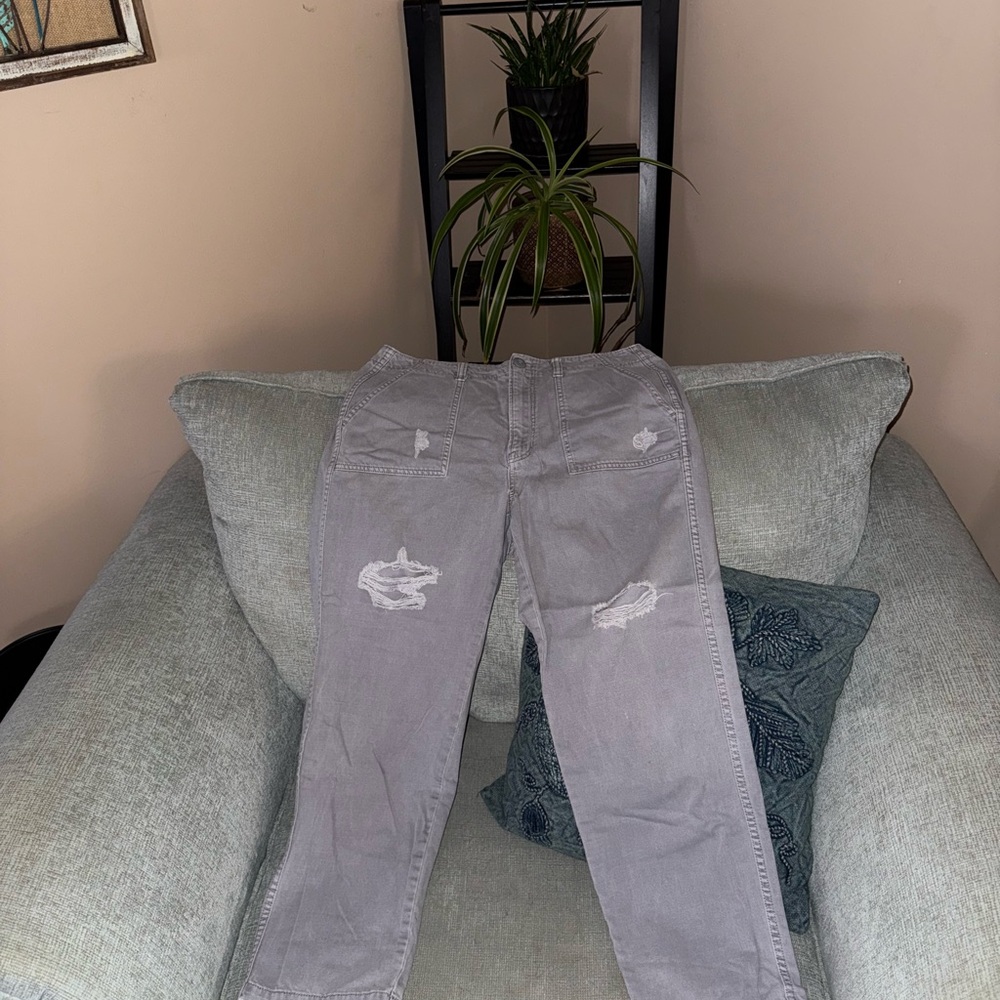 American Eagle Outfitters Light Gray Straight Leg Jeans